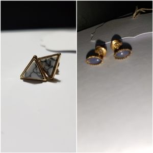 2 pairs of studded earrings